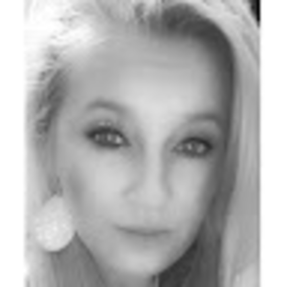 Meet your Posher, Felisha